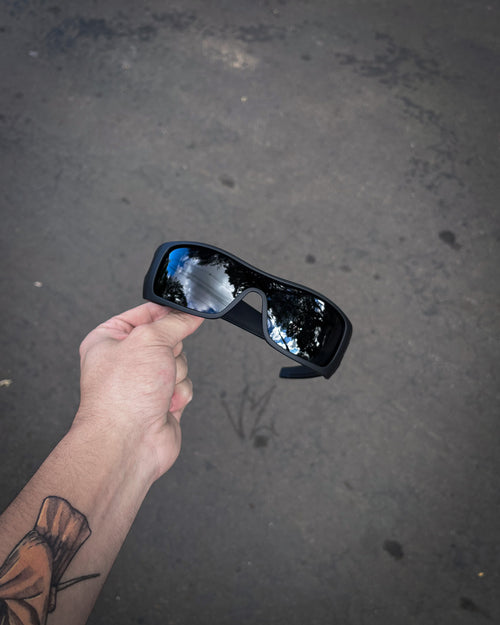 Batwolf Matte Black Black Irididum